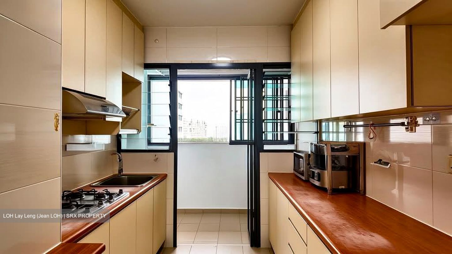 Blk 698A Jurong West Blossom (Jurong West), HDB 3 Rooms #570234351